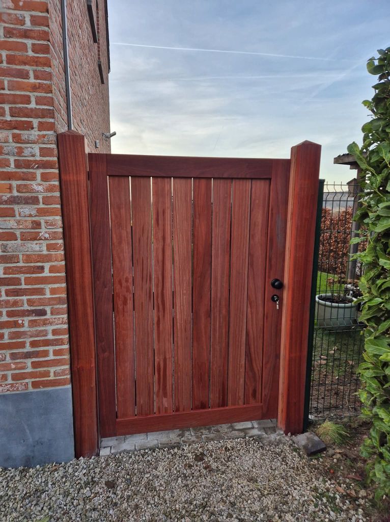 Portillon en bois réalisé par Naturalife